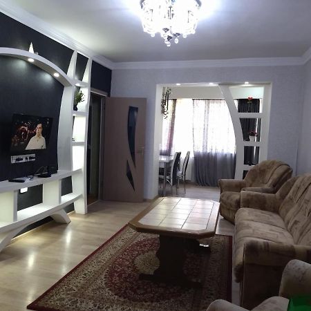 Apartment For You Tbilisi Exterior foto